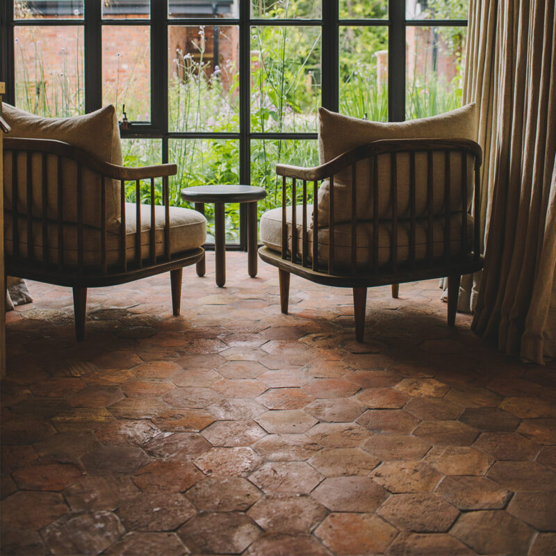 KR2 – Reclaimed Hex Terracotta Tiles