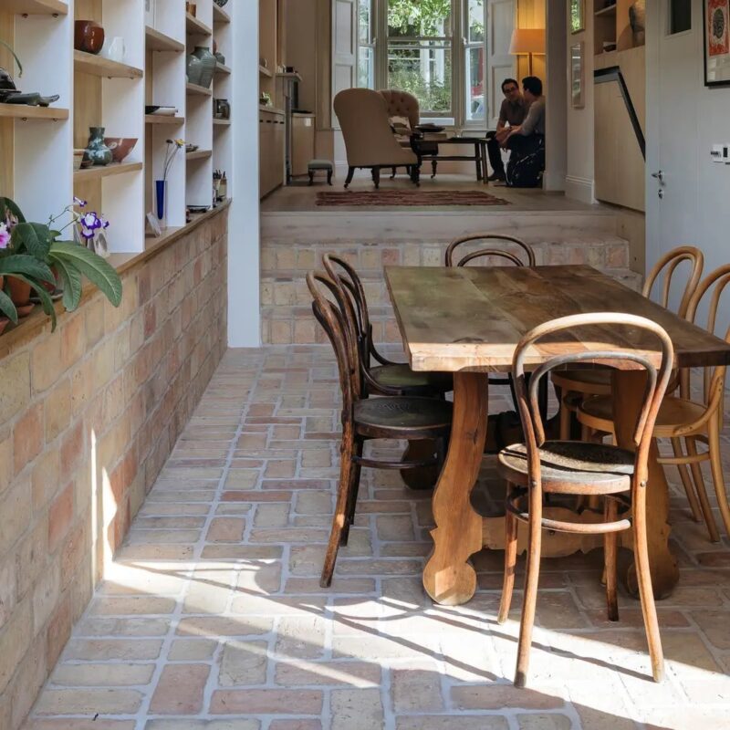 LUBY – Pale Lubelska Brick Tile
