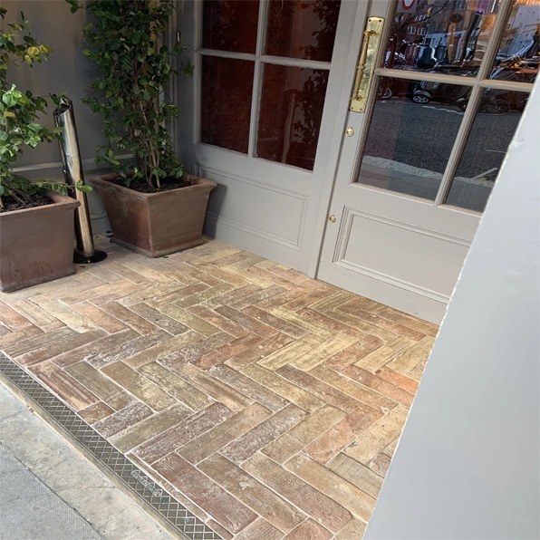 KY4 – Reclaimed Terracotta Tiles