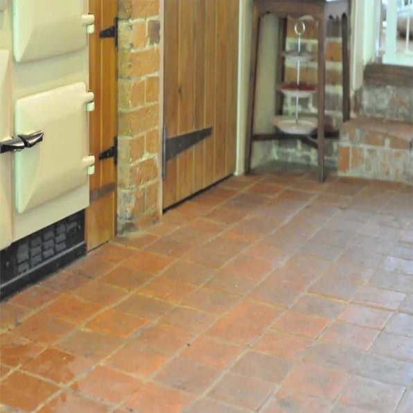 KR1 – Reclaimed Terracotta Tiles