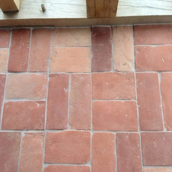 KR3 – Reclaimed Terracotta Tiles