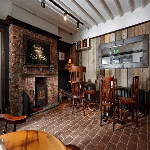 KR3 – Reclaimed Terracotta Tiles