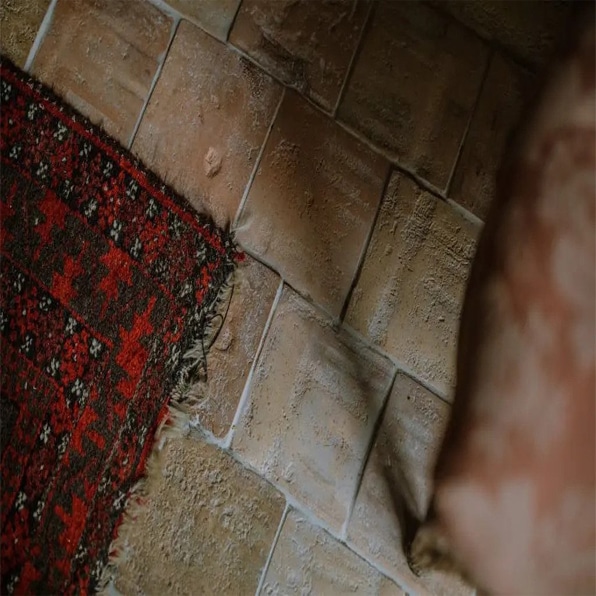 KY1 – Reclaimed Terracotta Tiles