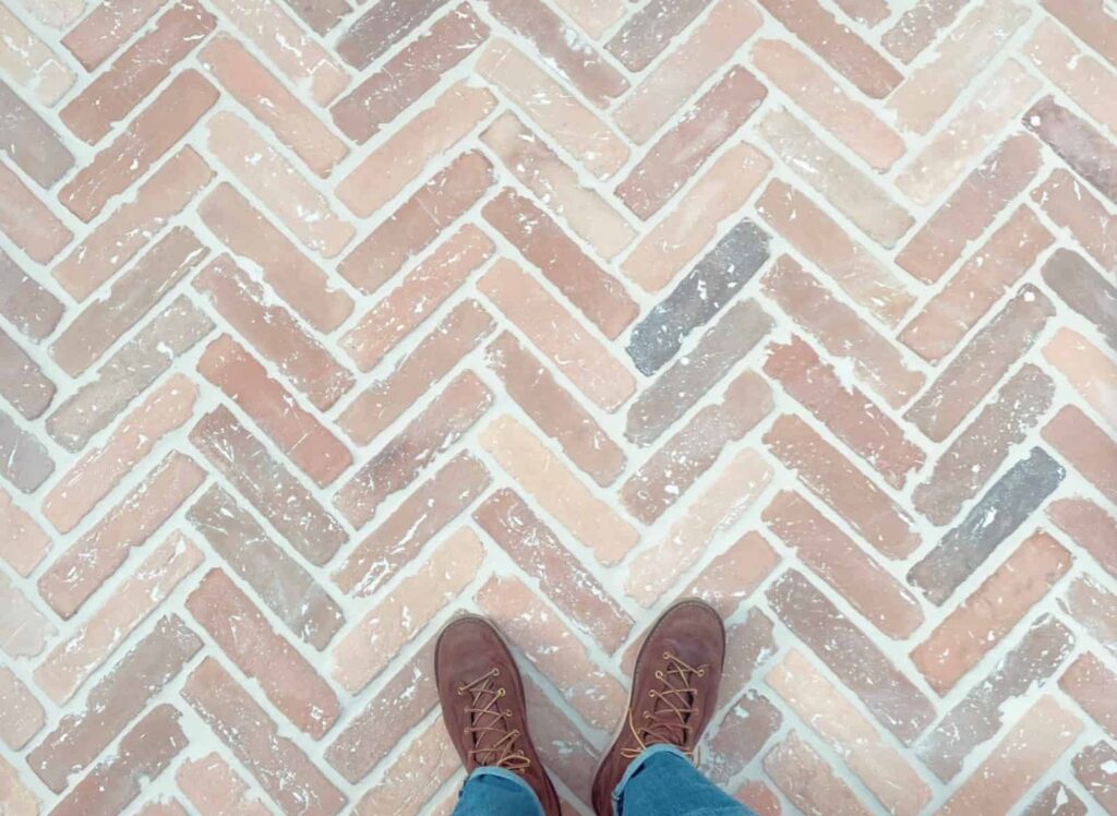 ZAMP brick floor tile