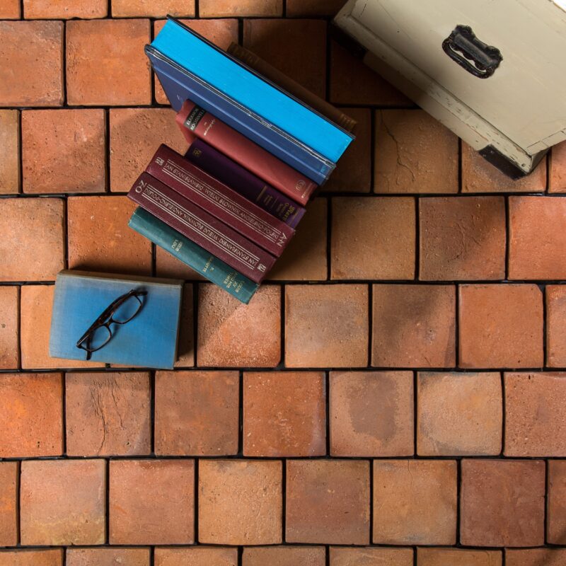KR1 – Reclaimed Terracotta Tiles