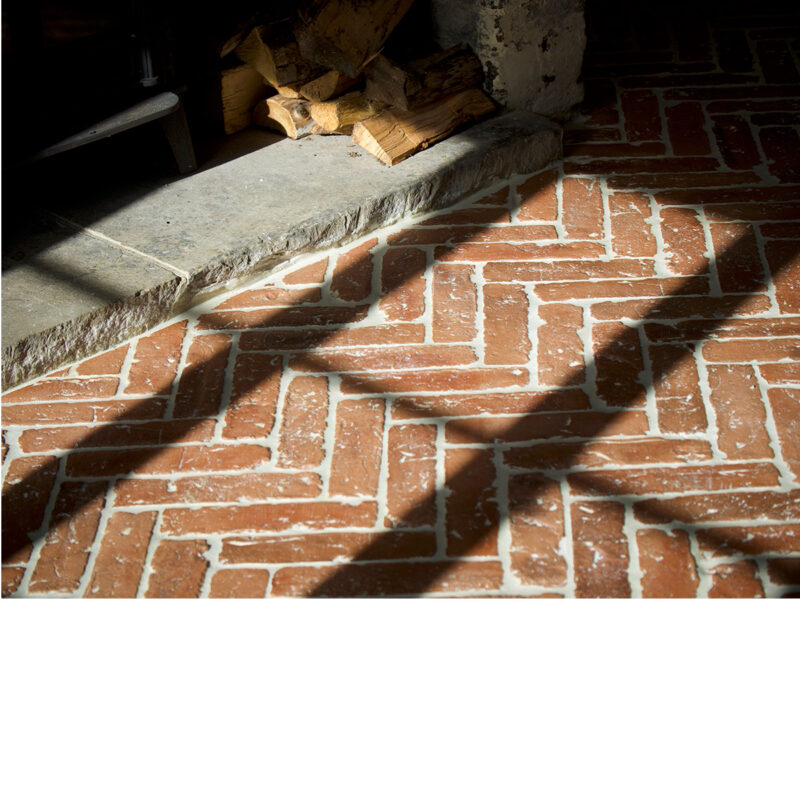 ZAMW – Rustic Brick Tile