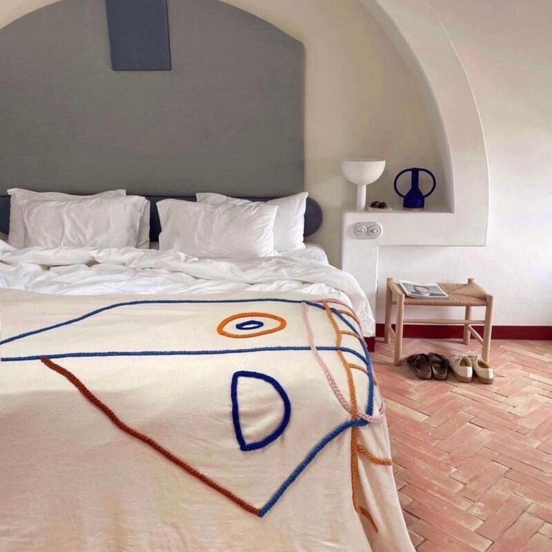 SP7 terracotta tile in bedroom
