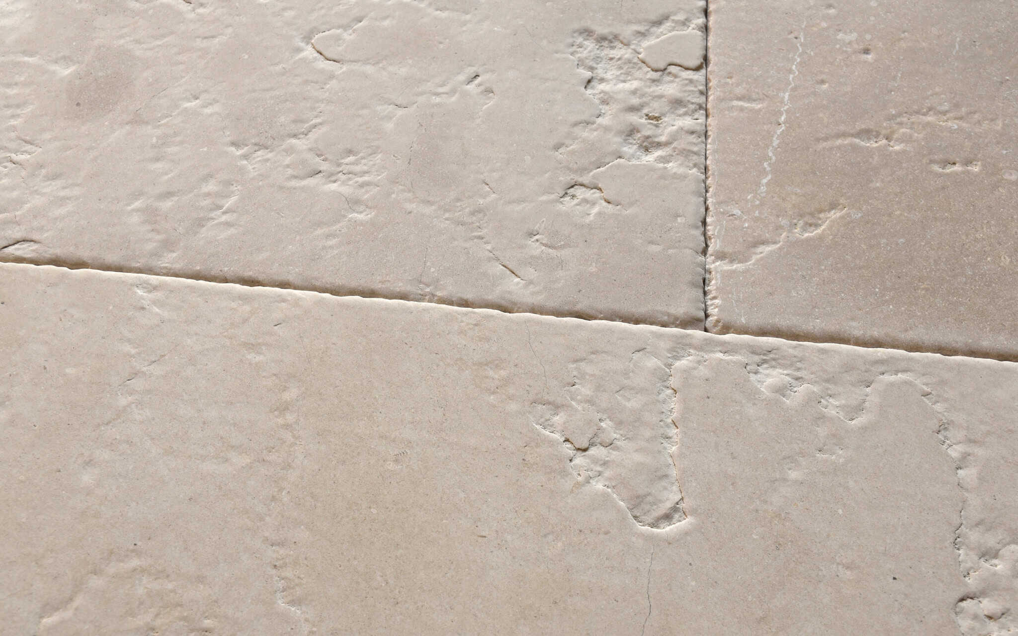 Matera Aged Limestone 1